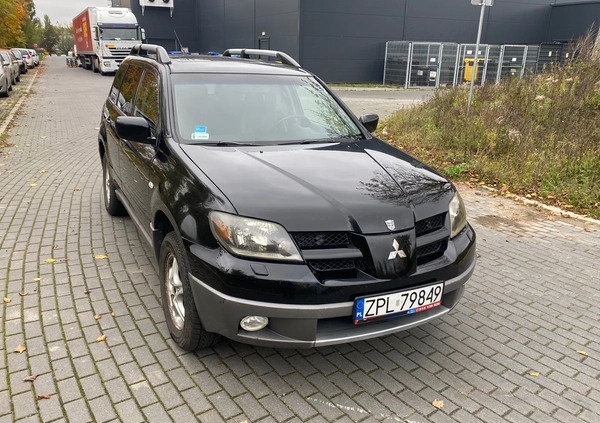 Mitsubishi Outlander cena 5900 przebieg: 360000, rok produkcji 2003 z Szczecin małe 466